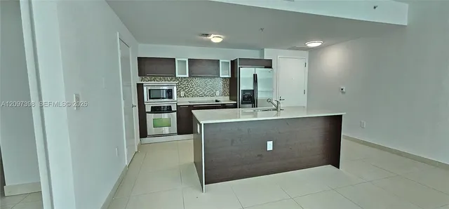 1-bedroom rental at 1900 N Bayshore Drive #3317, Miami