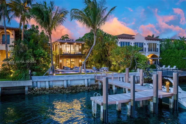 4-bedroom rental at 250 S Hibiscus Drive, Miami Beach