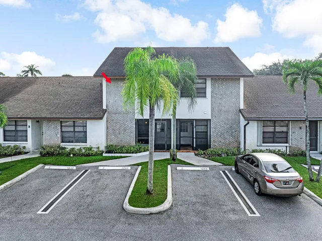 2-bedroom home at 1240 PARKSIDE GREEN Drive #C, Greenacres