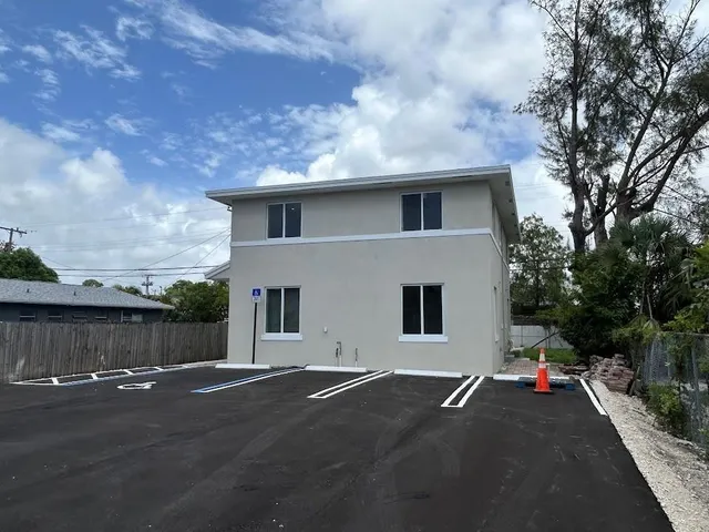 2-bedroom rental at 1117 NE 5TH Avenue #3, Fort Lauderdale