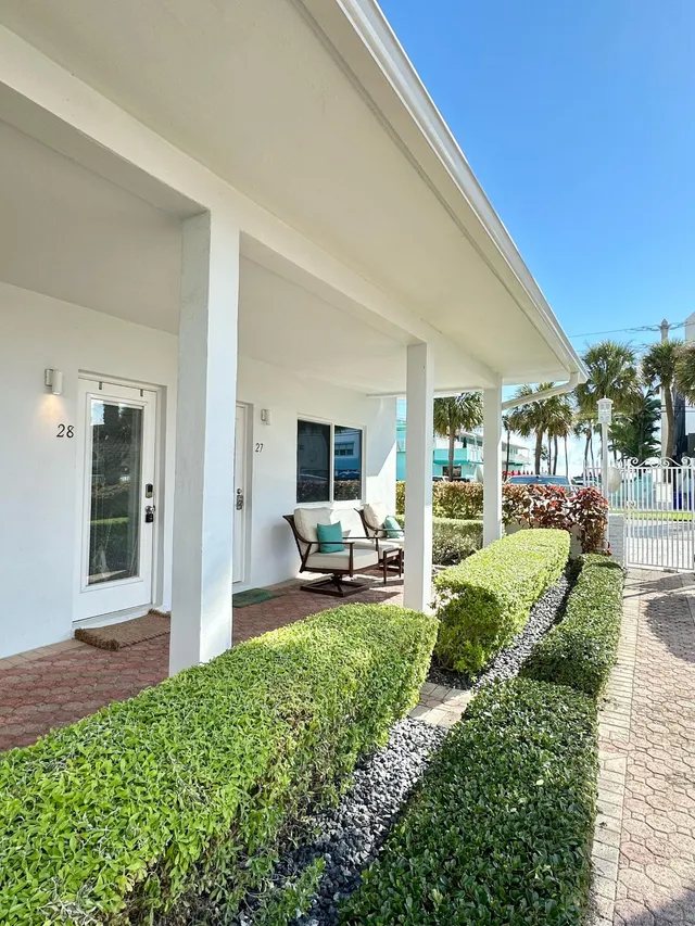 1-bedroom rental at 4228 N OCEAN Drive #28, Lauderdale-By-The-Sea