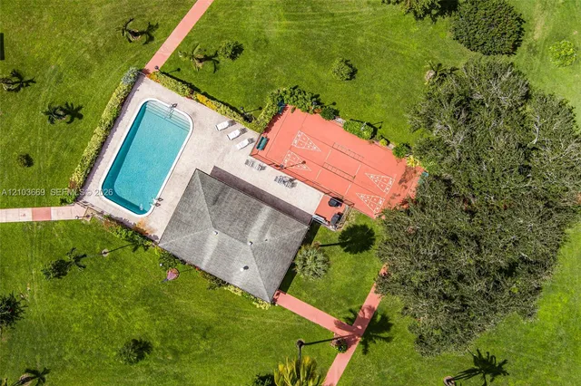 1-bedroom home at 5300 Washington Street #H137, Hollywood