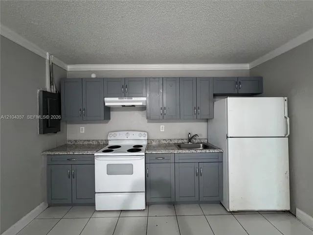 1-bedroom rental at 302 SW 1st Court #A, Pompano Beach