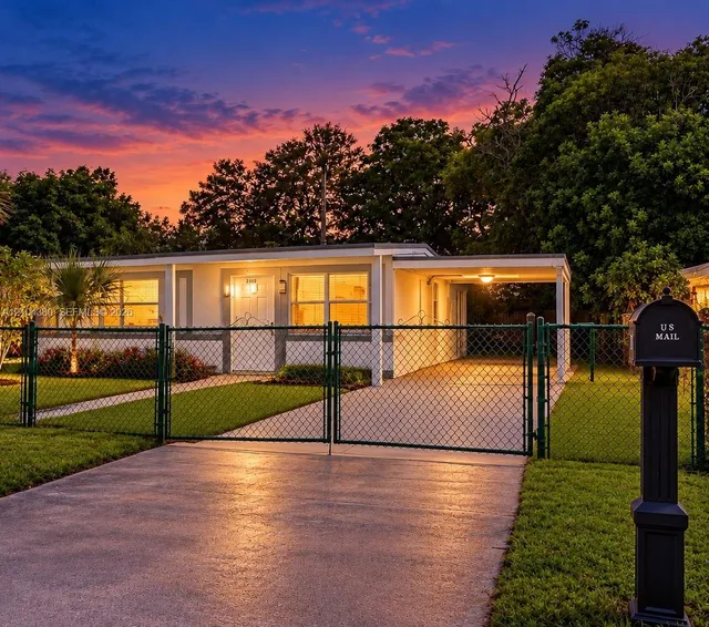 4-bedroom rental at 2312 NW 14th Street #0, Fort Lauderdale