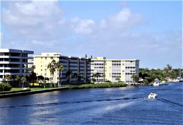 2-bedroom home at 1 HARBOURSIDE Drive #1204, Delray Beach