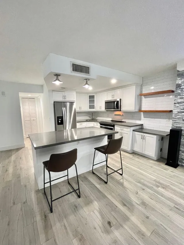 1-bedroom home at 342 Southwind Drive #123, North Palm Beach