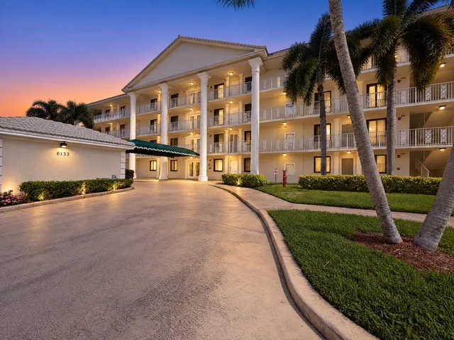 2-bedroom home at 6133 BALBOA #405, Boca Raton
