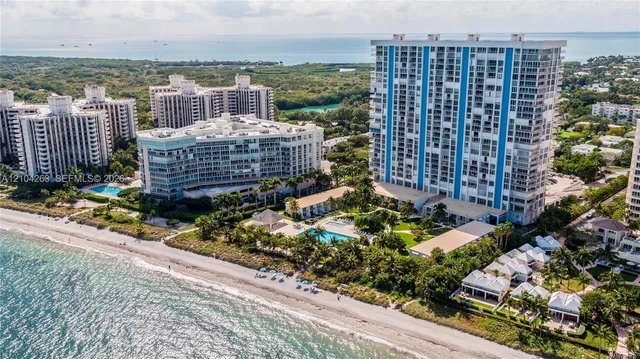 2-bedroom home at 881 Ocean Drive #TH31, Key Biscayne