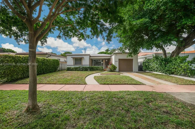 4-bedroom rental at 590 W 50th Street, Miami Beach