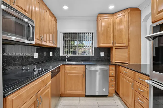 3-bedroom rental at 7690 Lago Del Mar Drive #407, Boca Raton