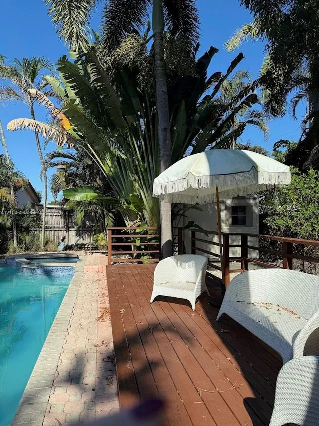 3-bedroom rental at 1811 N 40th Avenue #1811, Hollywood