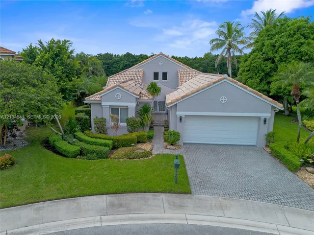 3-bedroom rental at 1400 Seabay Road, Weston