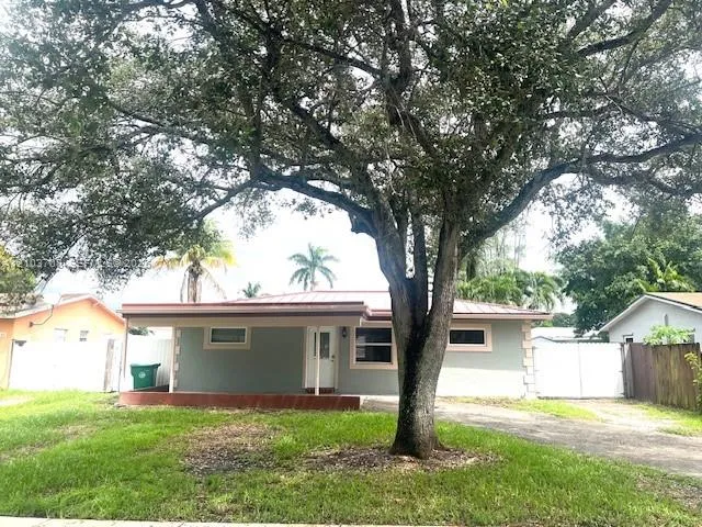 4-bedroom rental at 4150 SW 56th Terrace, Davie