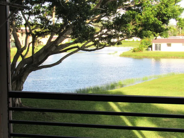 2-bedroom home at 140 LAKE NANCY Lane #216, West Palm Beach