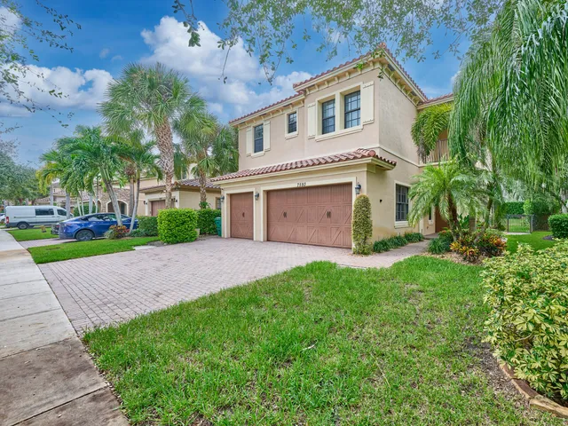 5-bedroom rental at 7593 NW 113th Avenue, Parkland