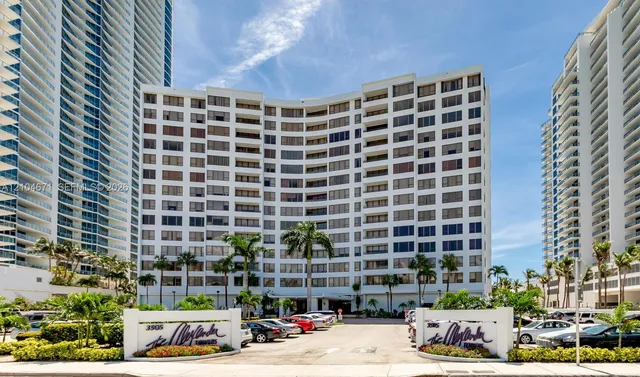 2-bedroom home at 3505 S Ocean Drive #305, Hollywood