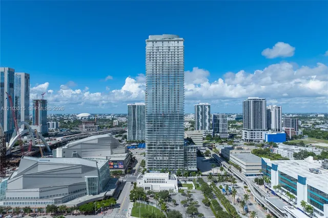 2-bedroom rental at 1400 Biscayne Boulevard #3403, Miami