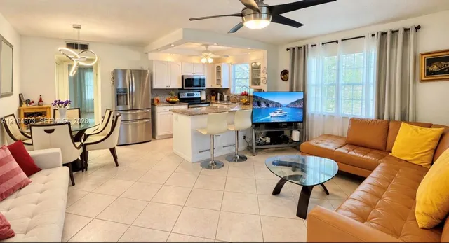 1-bedroom rental at 116 E Westbury E #116, Deerfield Beach