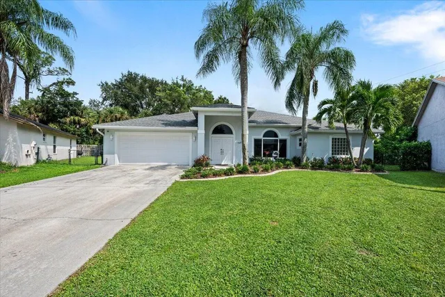4-bedroom home at 264 MALIBU Circle, Greenacres