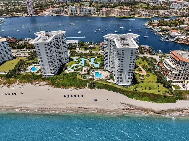 2-bedroom home at 550 S Ocean Boulevard #2209, Boca Raton