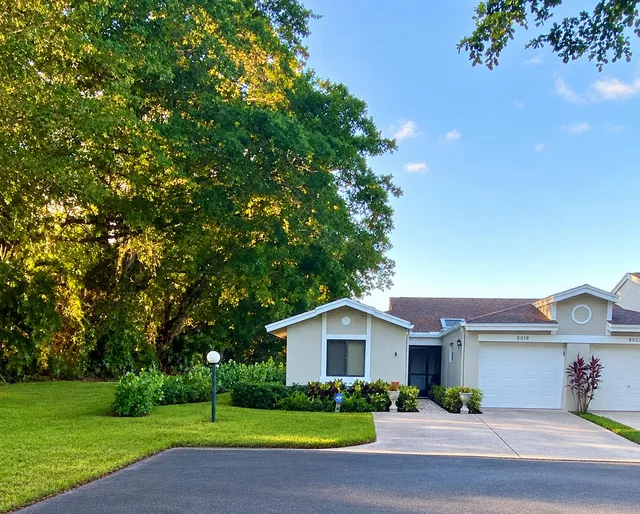 2-bedroom home at 8018 Springside Court #A, Boca Raton