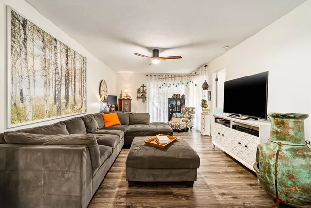 3-bedroom home at 9511 NW 2nd Place, Coral Springs