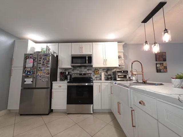 3-bedroom rental at 3751 NW 91ST Lane, Sunrise