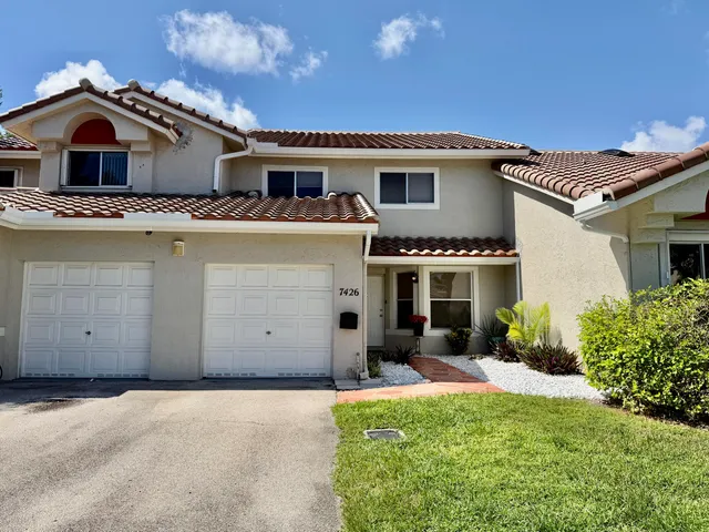 3-bedroom rental at 7426 PINEWALK Drive S #19-4, Margate
