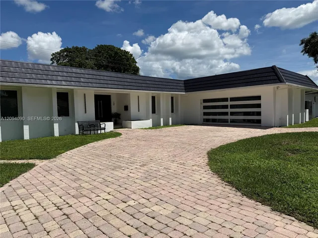 4-bedroom home at 2215 NE 204th Street, Miami