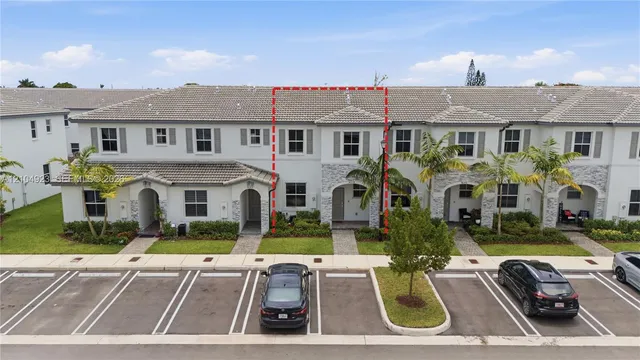 4-bedroom home at 16314 SW 291 Street #16314, Miami