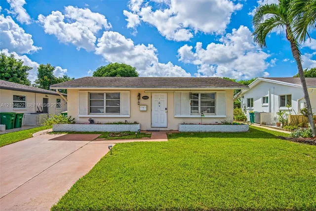 2-bedroom home at 6802 NW 58th Court, Tamarac