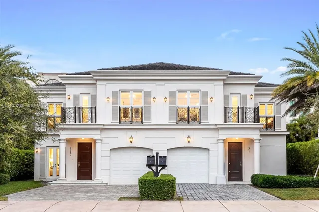 3-bedroom home at 315 Santander Avenue #315, Coral Gables
