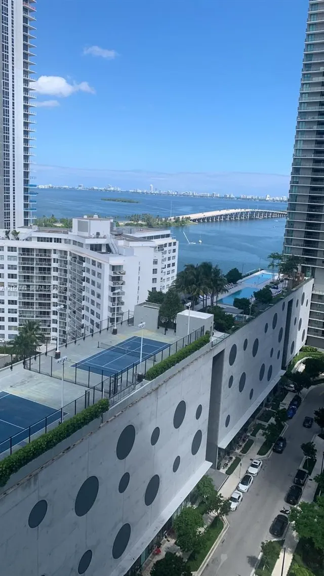 3-bedroom rental at 501 NE 31st Street #1601, Miami