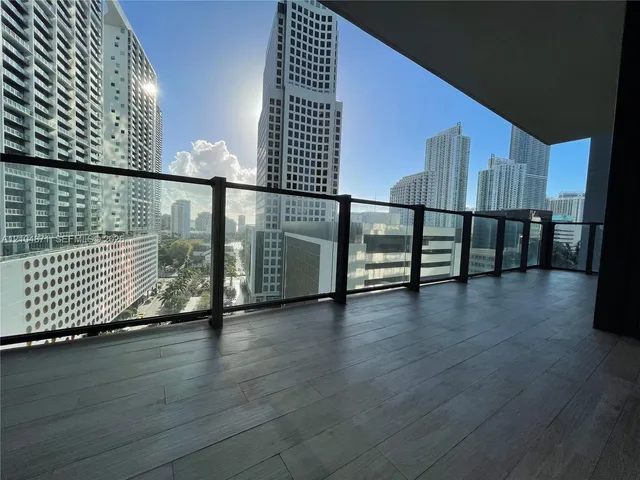 2-bedroom rental at 68 SE 6th Street #909, Miami