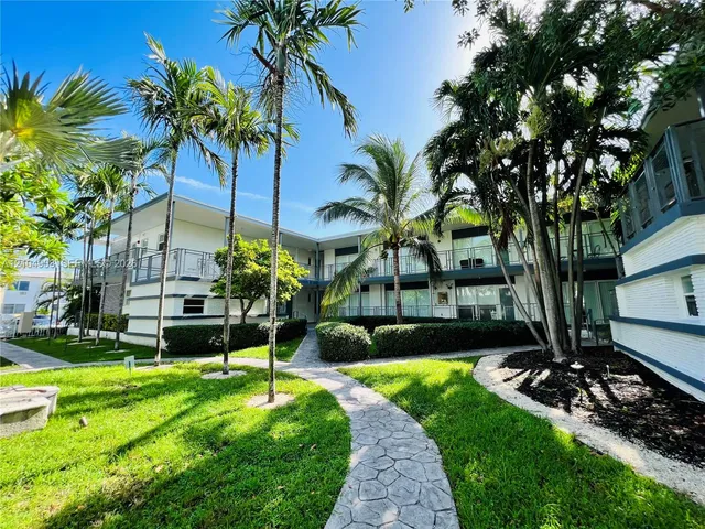 1-bedroom rental at 950 Bay Drive #7, Miami Beach