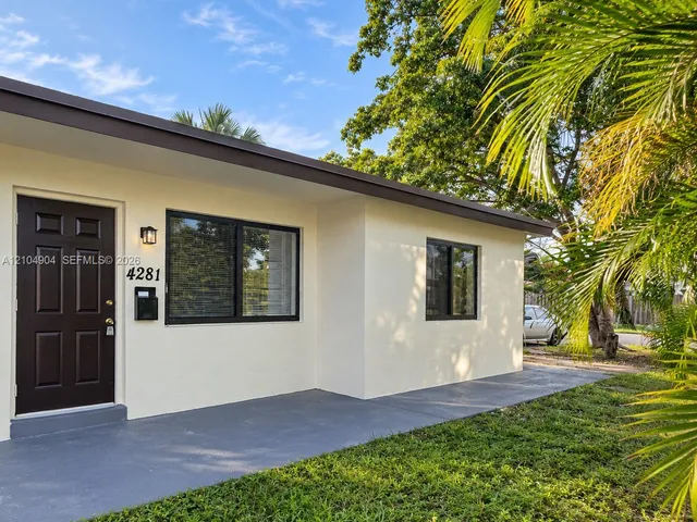 2-bedroom rental at 4281 NE 5th Avenue #4281, Oakland Park