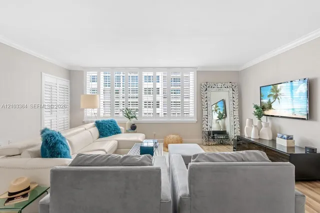 2-bedroom rental at 5401 Collins Avenue #343, Miami Beach