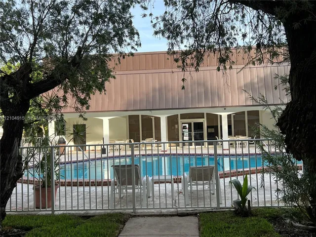 1-bedroom rental at 500 NE 2nd Street #210, Dania Beach