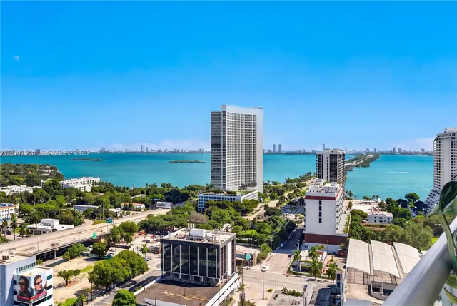 3-bedroom rental at 3470 E Coast Avenue #H2104, Miami