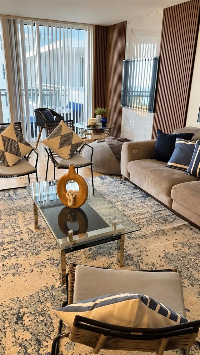 2-bedroom rental at 2030 S Ocean Drive #618, Hallandale Beach