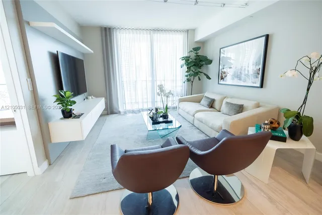 1-bedroom rental at 45 SW 9th Street #1705, Miami