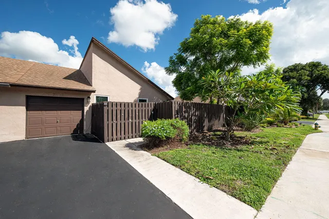2-bedroom home at 2815 SW 2ND Street, Delray Beach