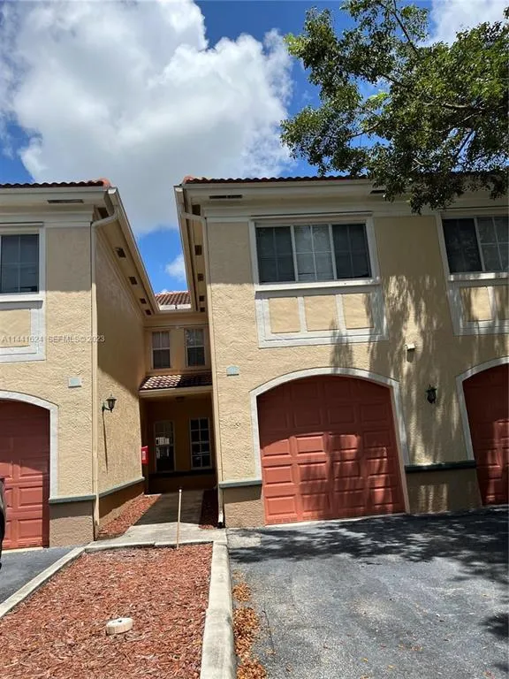 1-bedroom rental at 2492 CENTERGATE Drive #107, Miramar