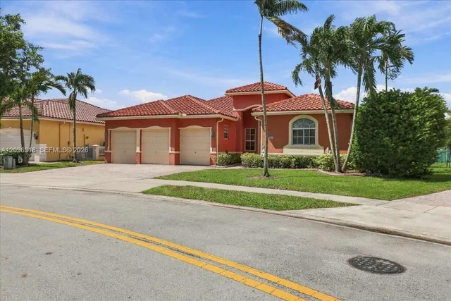 4-bedroom home at 2032 SW 118th Avenue, Miramar