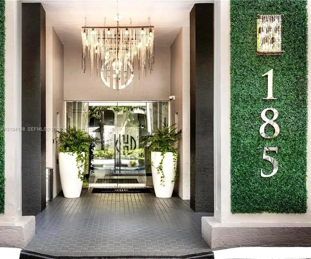 2-bedroom home at 185 SE 14th Terrace #1703, Miami