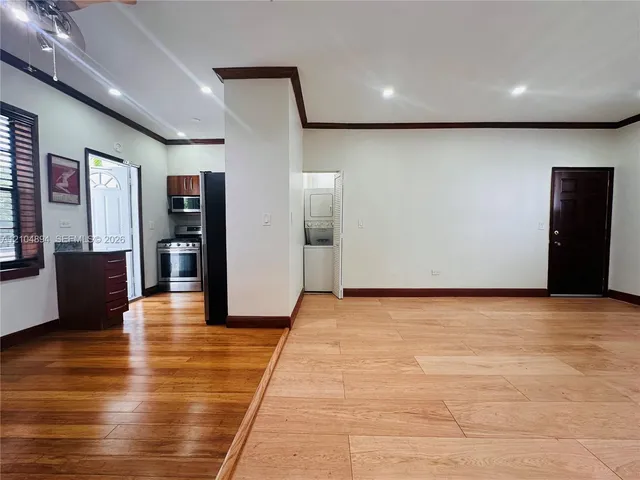 2-bedroom rental at 1470 Lincoln Terrace #1, Miami Beach