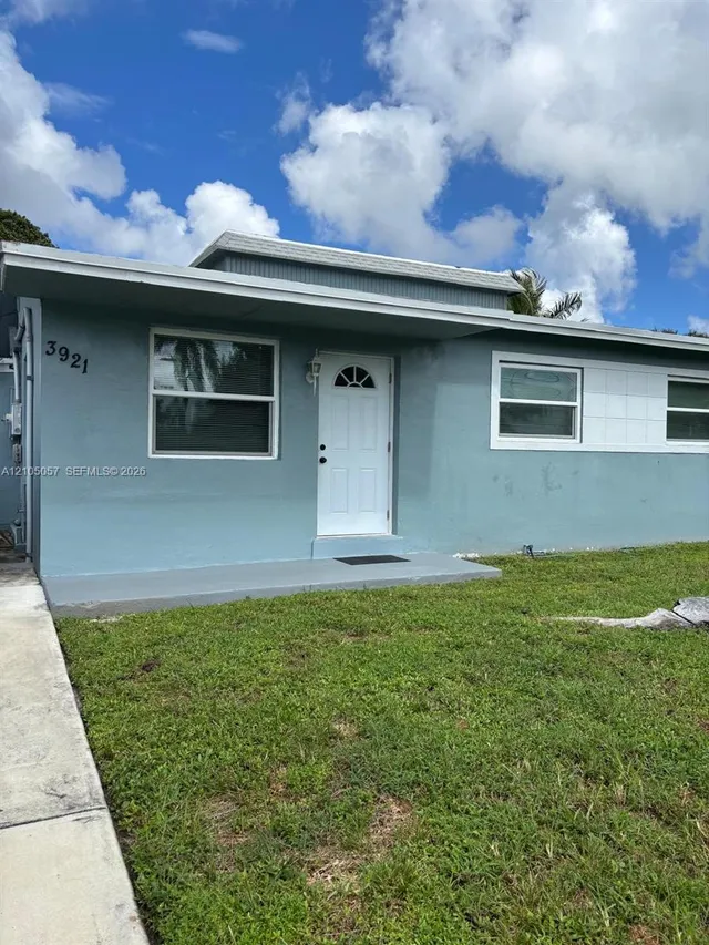 1-bedroom rental at 3921 SW 31st Drive #2, West Park