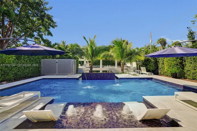 4-bedroom rental at 7640 Bayside Lane, Miami Beach