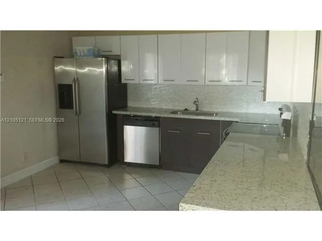 3-bedroom rental at 239 San Remo Boulevard, North Lauderdale