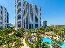 4-bedroom rental at 21205 Yacht Club Drive #308, Aventura